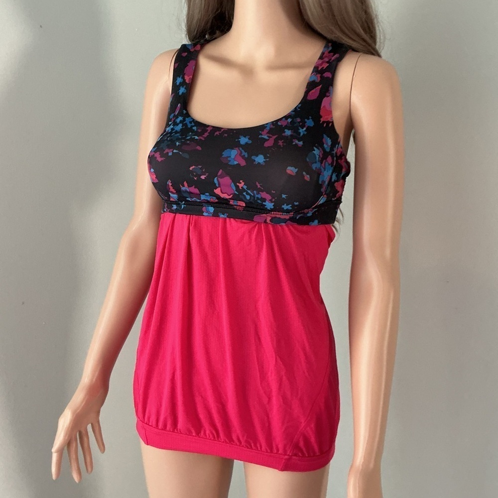 Lululemon Athletica Red and Black Patterned Tank Sz 4 - Picture 4 of 12